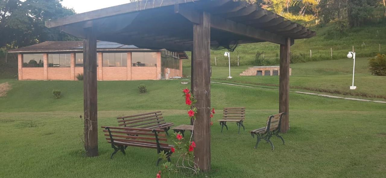 אמפארו Bougainville Hotel Fazenda מראה חיצוני תמונה