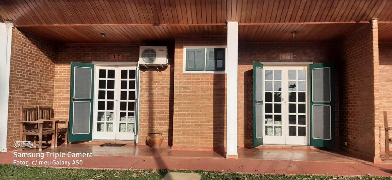 אמפארו Bougainville Hotel Fazenda מראה חיצוני תמונה