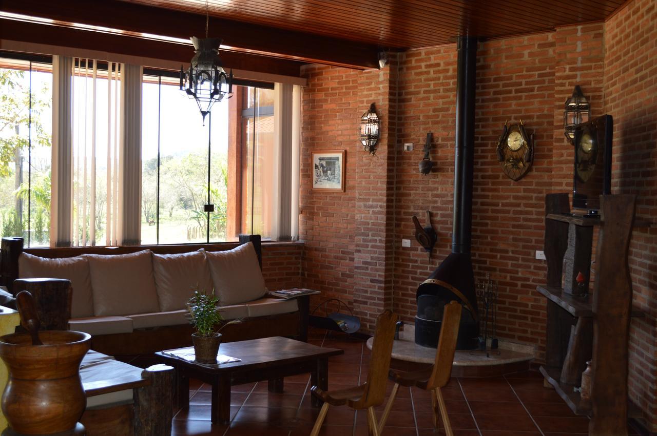 אמפארו Bougainville Hotel Fazenda מראה חיצוני תמונה